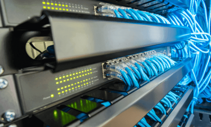 TRAINING ONLINE TRAFFIC MANAGEMENT WITH MIKROTIK