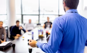 TRAINING ONLINE THE TRAINERS